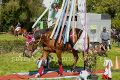 13-2F3A0898 13-2F3A0898